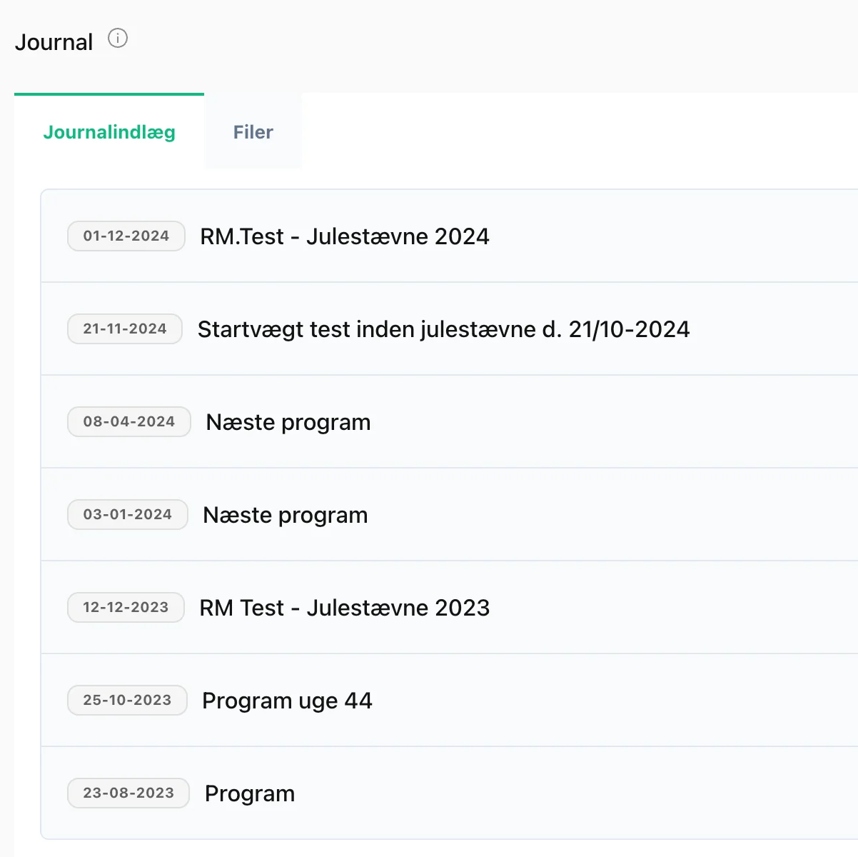 En klients journal i Coachplan: dateret indlæg for indlæg i kronologisk rækkefølge